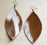 Load image into Gallery viewer, Leather Oval Earrings in Tan and White Hair-On-Hide