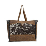 Load image into Gallery viewer, Defining Moment Weekender Bag by Myra